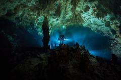 Cenote Uxuxubi - cave up stream